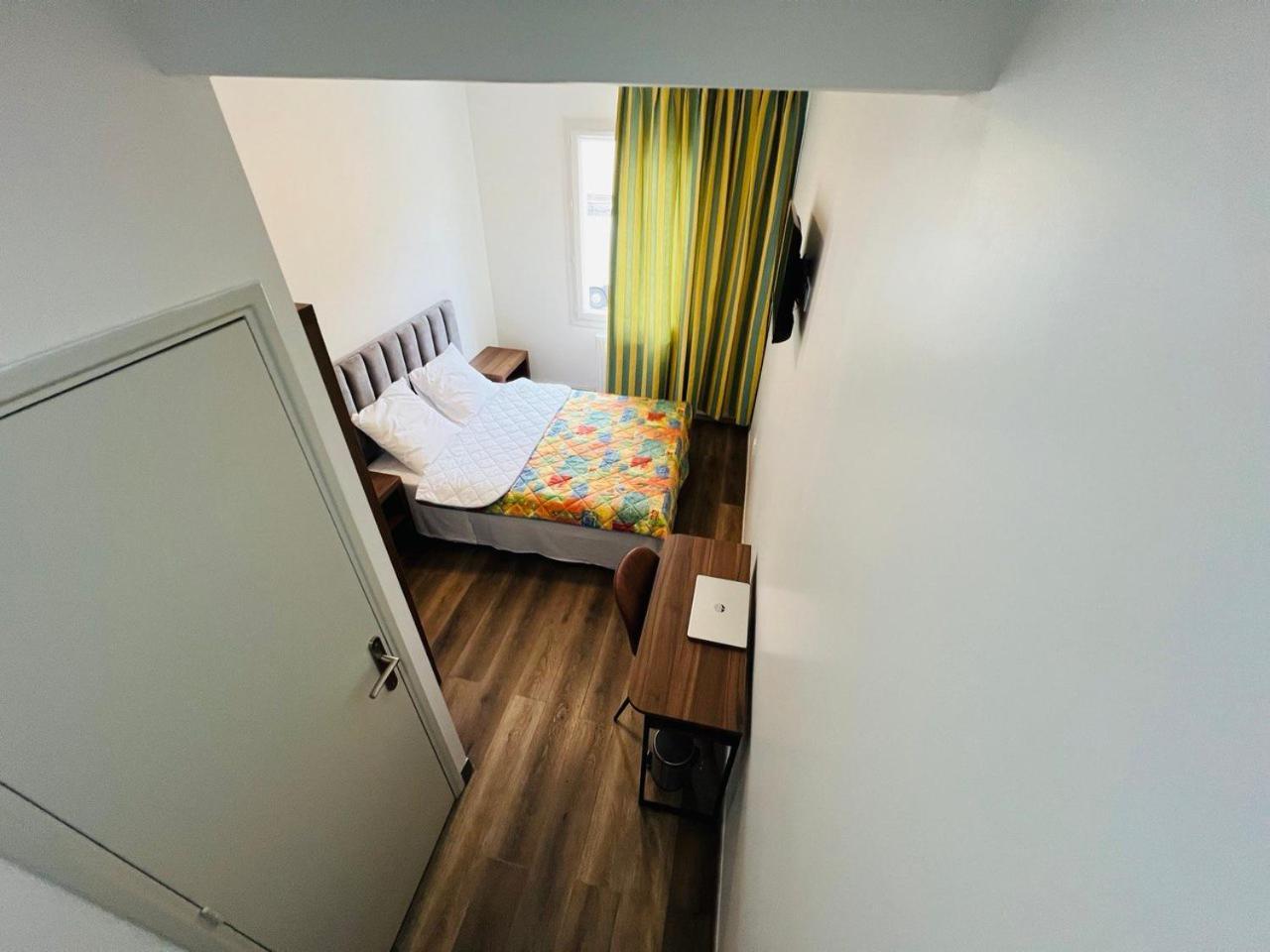 Auberge De Bagneux บานิว ภายนอก รูปภาพ